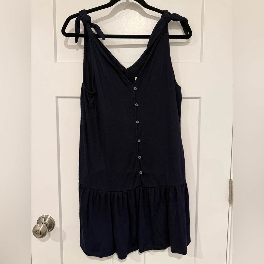 Elegant Navy Blue Sleeveless Dress